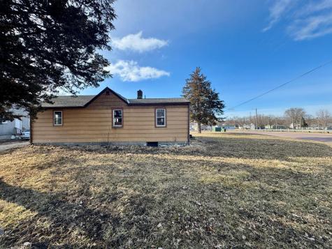 704 E Walnut Street Redwood Falls MN 56283