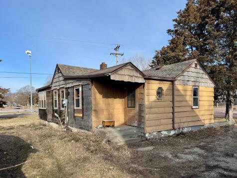 704 E Walnut Street Redwood Falls MN 56283