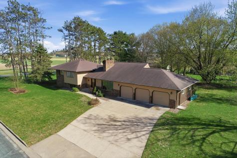 2932 N Plum Tree Circle Menomonie WI 54751