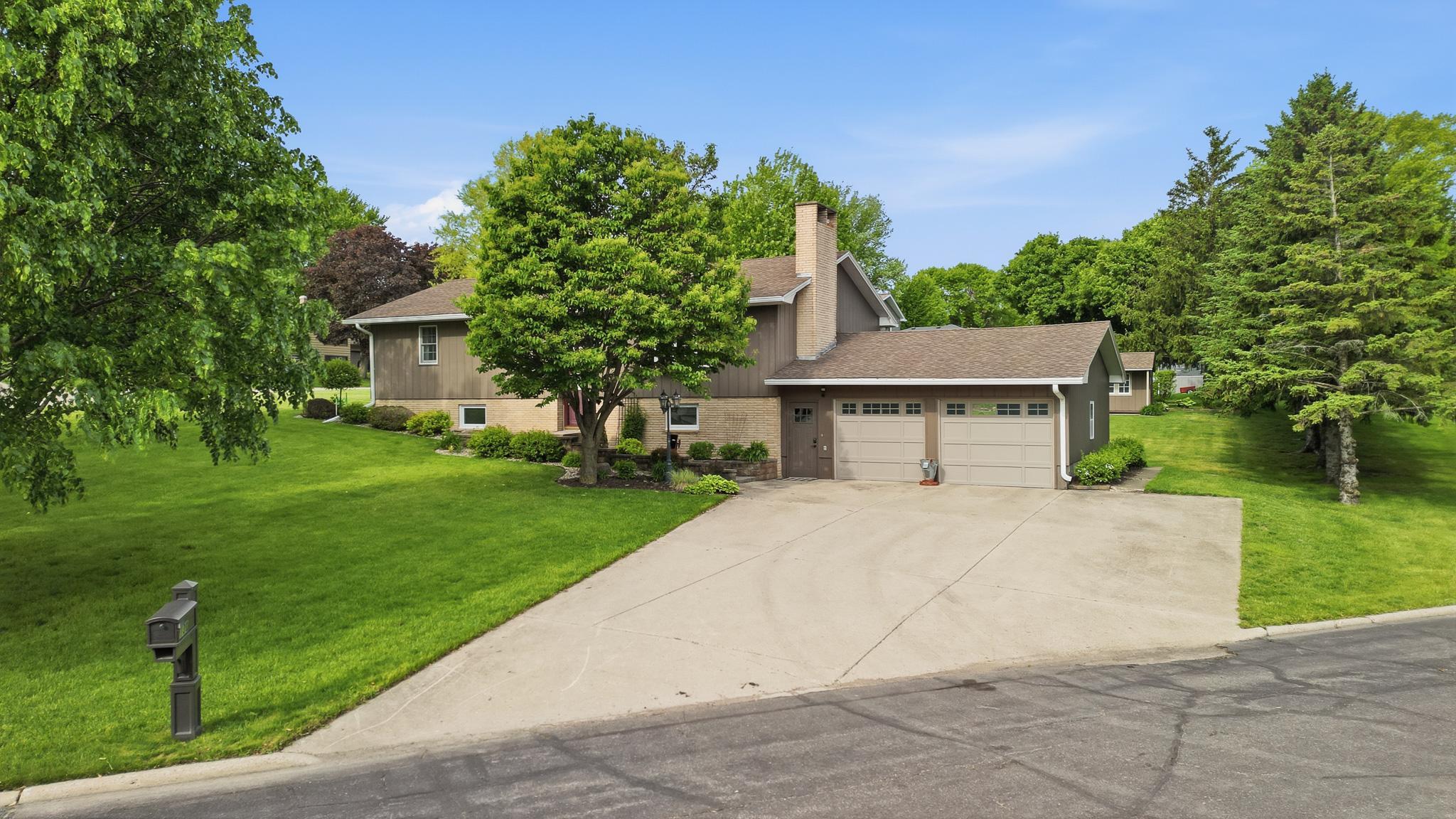 130 Half Moon Road Wells MN 56097