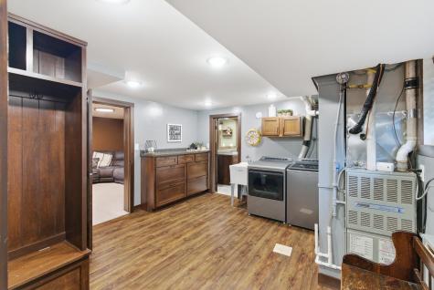 130 Half Moon Road Wells MN 56097