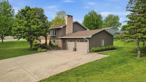 130 Half Moon Road Wells MN 56097