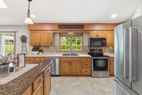 130 Half Moon Road Wells MN 56097