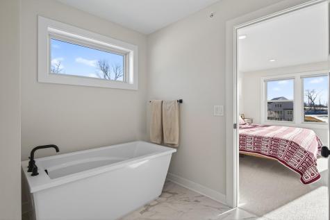 2388 Laurie Court Roseville MN 55113