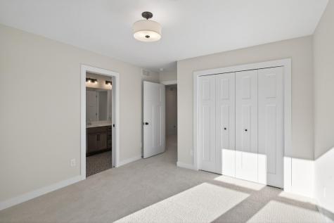 2388 Laurie Court Roseville MN 55113