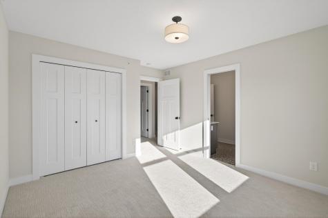 2388 Laurie Court Roseville MN 55113