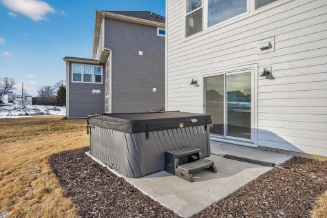 2388 Laurie Court Roseville MN 55113