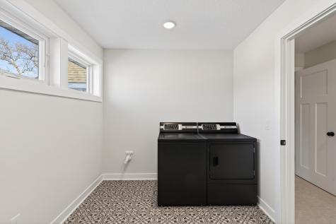 2388 Laurie Court Roseville MN 55113