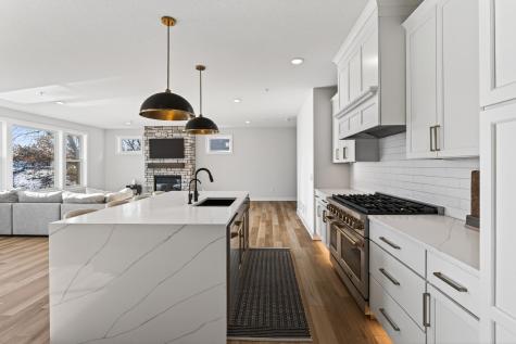 2388 Laurie Court Roseville MN 55113
