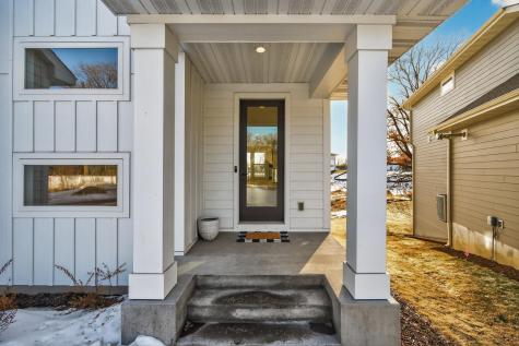 2388 Laurie Court Roseville MN 55113