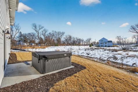 2388 Laurie Court Roseville MN 55113