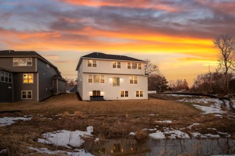 2388 Laurie Court Roseville MN 55113