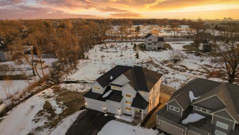 2388 Laurie Court Roseville MN 55113