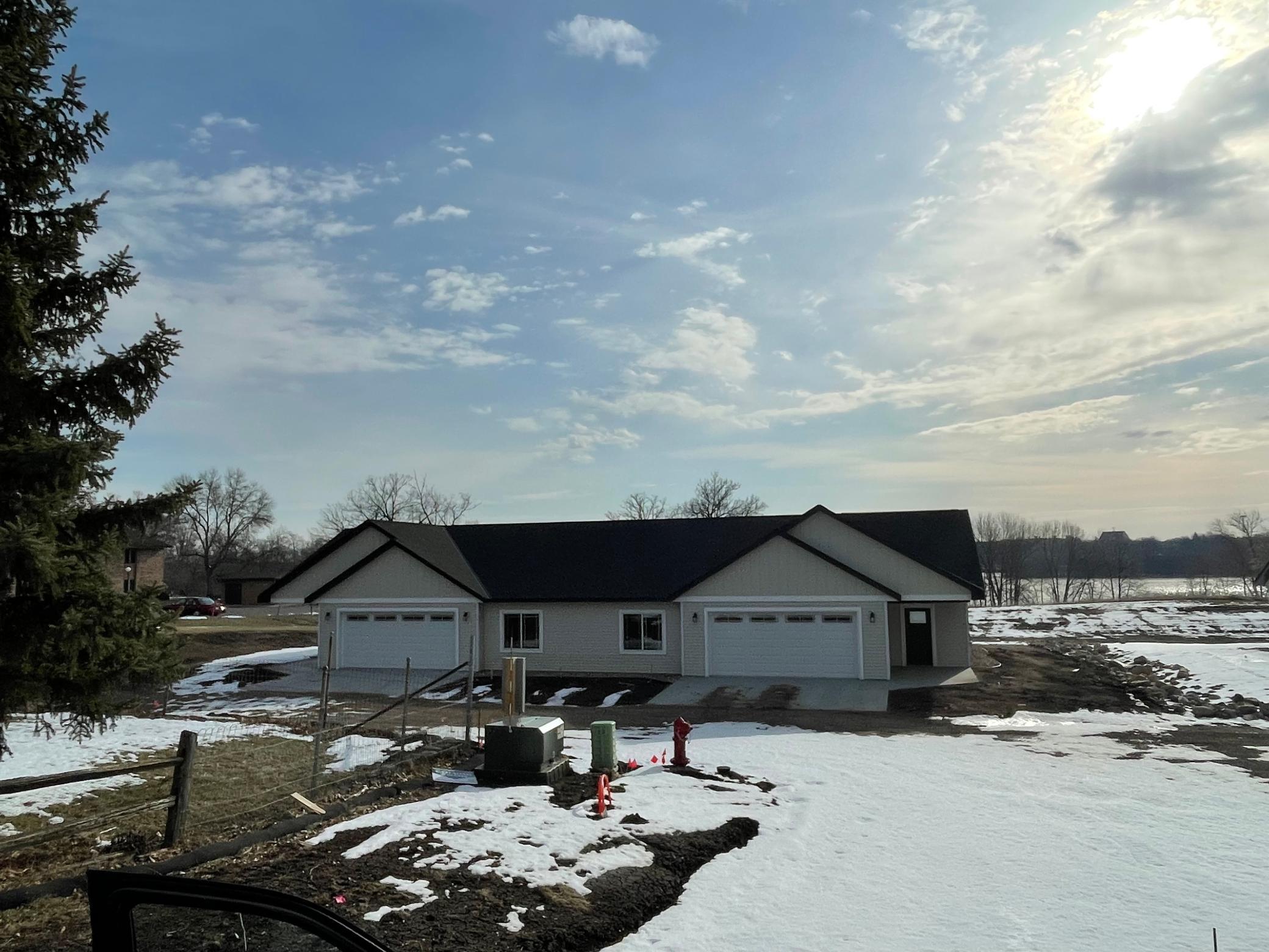 323 1/2 Unit 1 Fairgrounds Road N Alexandria MN 56308