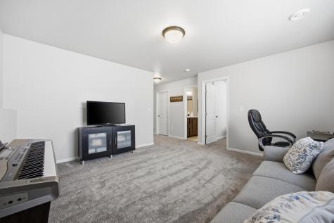 1495 69th Avenue S Fargo ND 58104