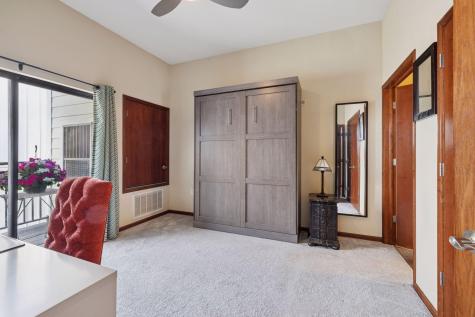 270 4th Street E Saint Paul MN 55101