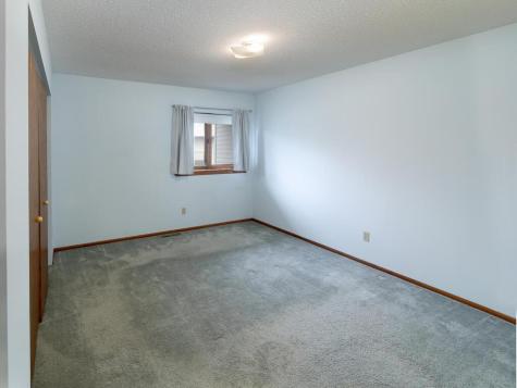 13742 Inglewood Avenue Savage MN 55378