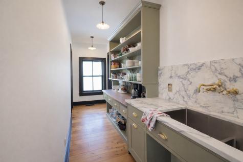 53 Irvine Park Saint Paul MN 55102