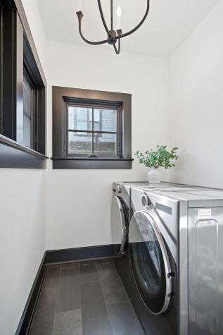 53 Irvine Park Saint Paul MN 55102
