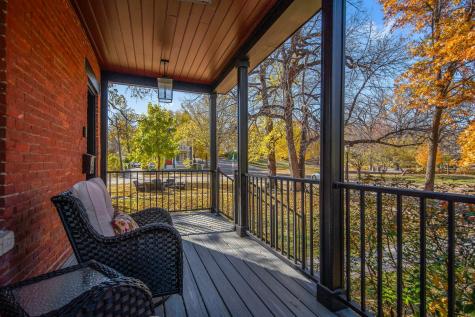 53 Irvine Park Saint Paul MN 55102