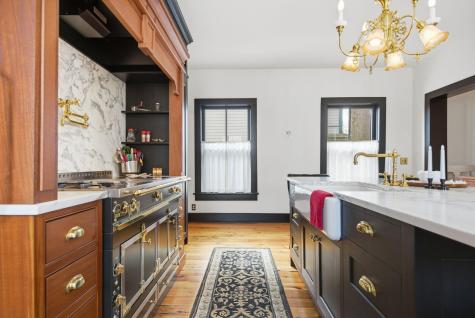 53 Irvine Park Saint Paul MN 55102