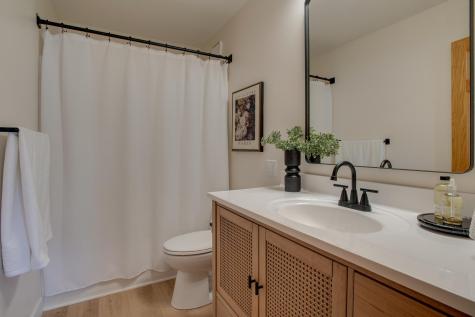 2808 38th Avenue S Fargo ND 58104