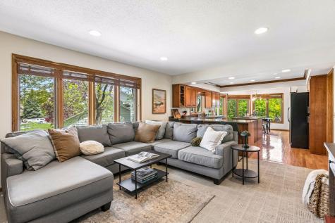 12990 57th Avenue N Plymouth MN 55442