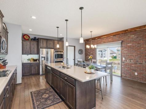 17986 Equinox Avenue Lakeville MN 55044
