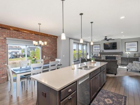 17986 Equinox Avenue Lakeville MN 55044