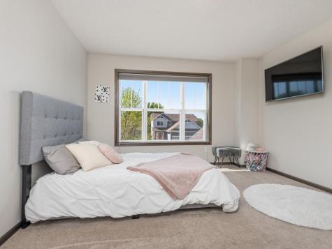 17986 Equinox Avenue Lakeville MN 55044