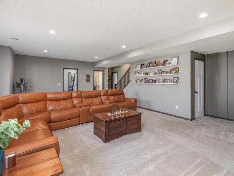 17986 Equinox Avenue Lakeville MN 55044