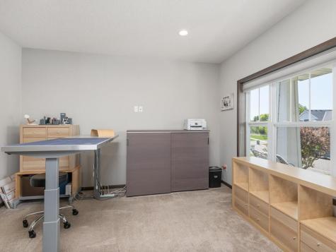 17986 Equinox Avenue Lakeville MN 55044