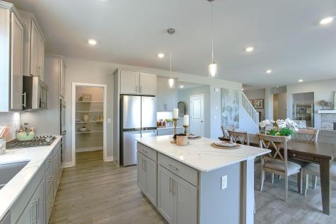 3923 Carver Path Chaska MN 55318