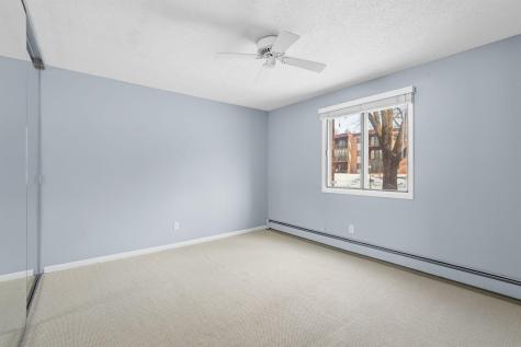 2670 Oxford Street N Roseville MN 55113