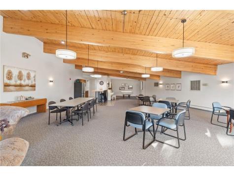 2670 Oxford Street N Roseville MN 55113