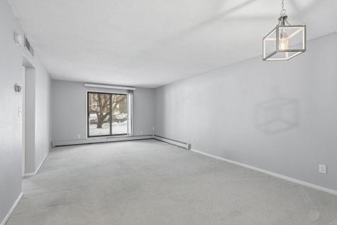 2670 Oxford Street N Roseville MN 55113