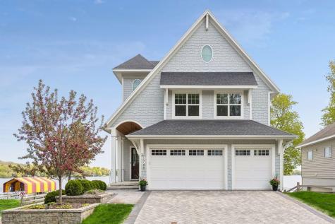 1748 Shorewood Lane Mound MN 55364