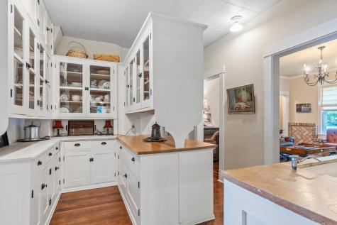 3307 N Nokomis NE Alexandria MN 56308