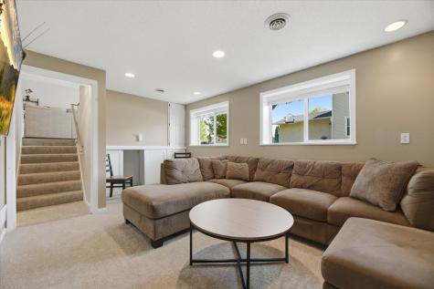 8979 Vinewood Lane N Maple Grove MN 55369
