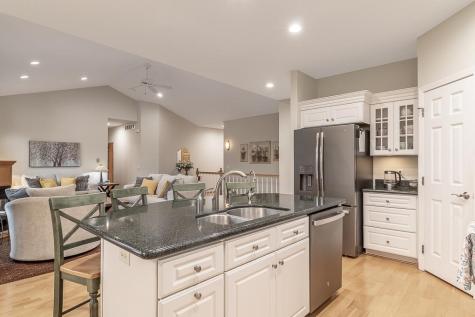 2142 Arlington Lane North Mankato MN 56003