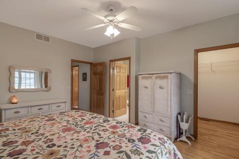 2142 Arlington Lane North Mankato MN 56003