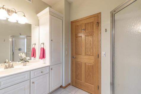 2142 Arlington Lane North Mankato MN 56003