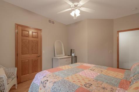 2142 Arlington Lane North Mankato MN 56003