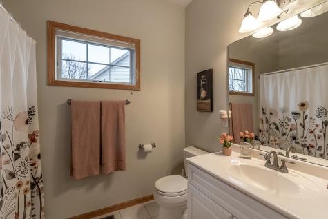 2142 Arlington Lane North Mankato MN 56003