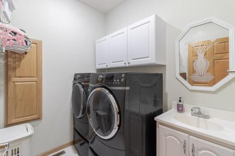 2142 Arlington Lane North Mankato MN 56003