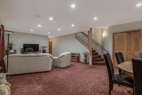 2142 Arlington Lane North Mankato MN 56003