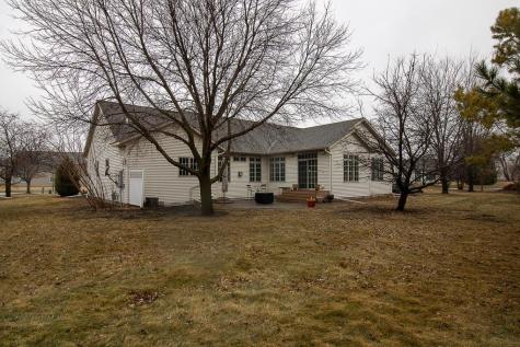 2142 Arlington Lane North Mankato MN 56003
