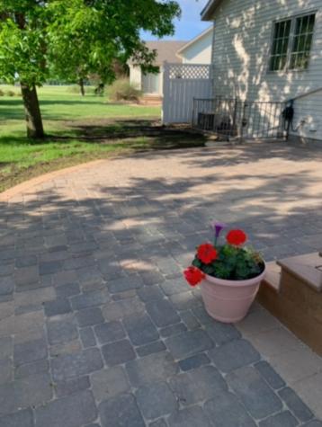 2142 Arlington Lane North Mankato MN 56003