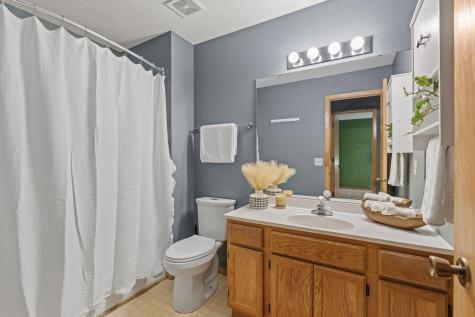 9941 Fillmore Street NE Blaine MN 55434