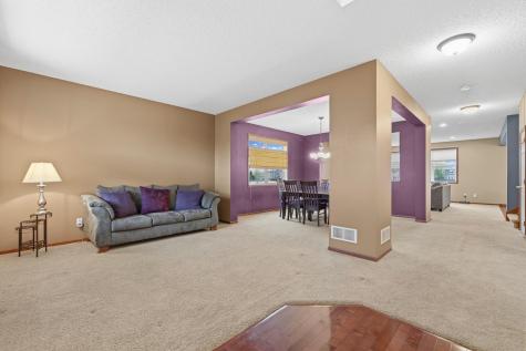 2061 Winterberry Lane Shakopee MN 55379